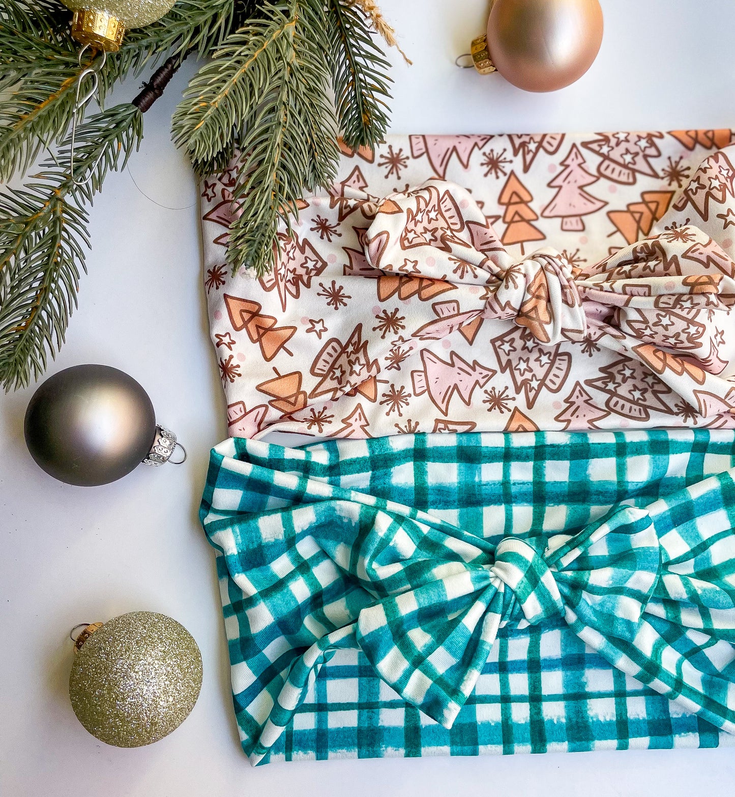 Hunter Plaid Faux Bow